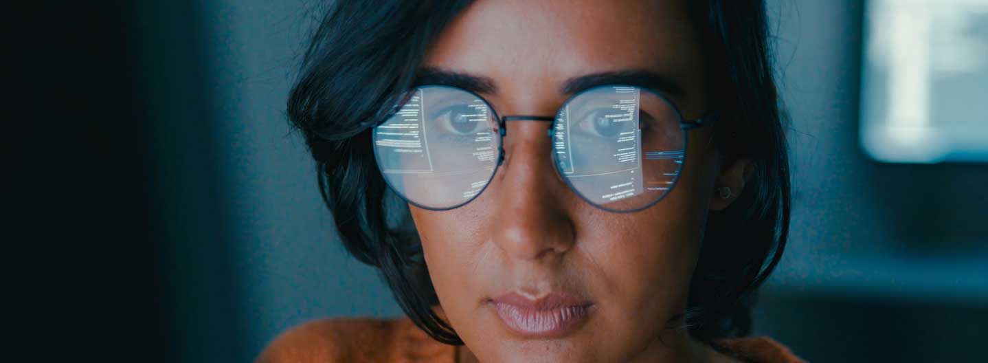 Lady working at a screen